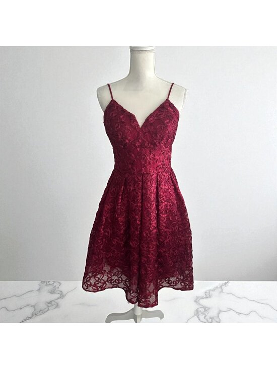Nicole Miller Dresses & Skirts - NICOLE MILLER Scarlet Rosette Detail Line Dress Size 8